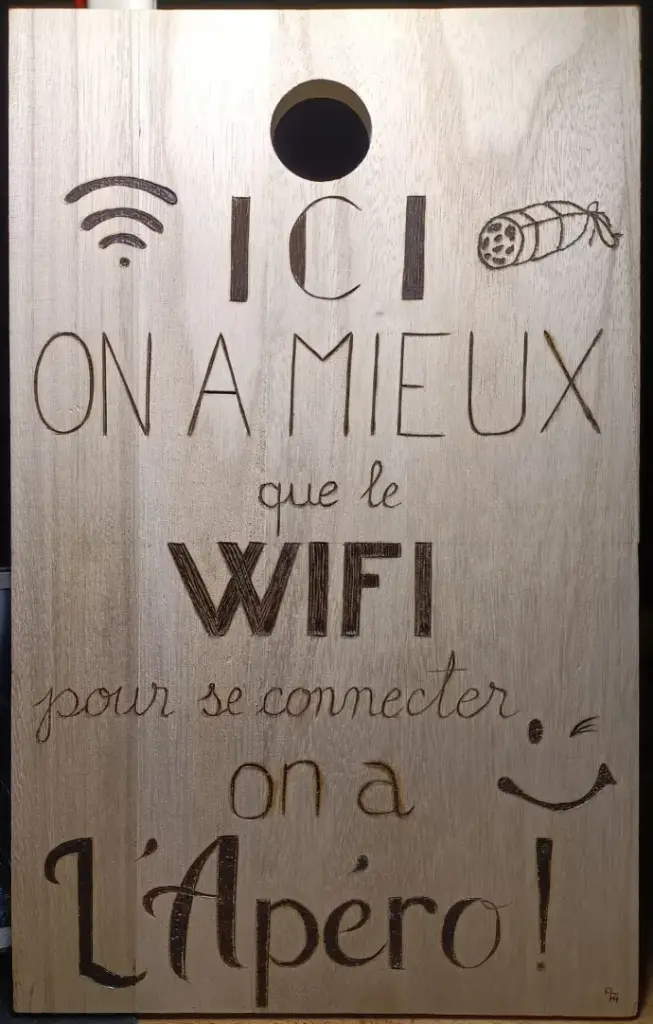 Planche à découper bois tendre 22x35 cm