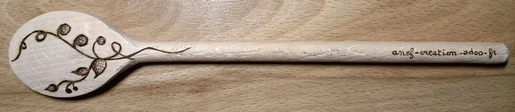 Cuillère en bois 25 cm