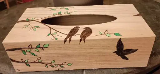 Boîte à mouchoirs